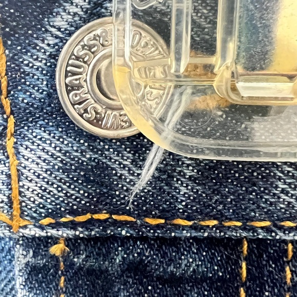 LEVI STRAUSS & CO. JEANS SIZE 54β WAIST LENGTH 30β LONG. RELAX FIT. VERY NICE. - Picture 9 of 13